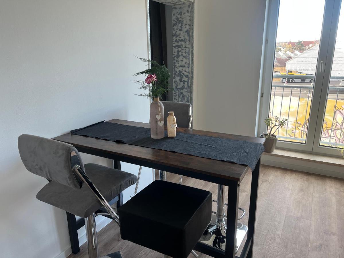 Apartment Juna Mit Tg Stellplatz 莱比锡 外观 照片